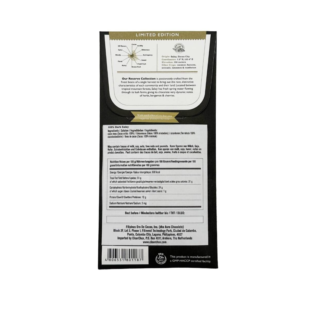 Une tablette de chocolat noir au goût de saloy de la marque Auro